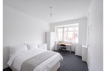 5 bed house, Francis Avenue, Southsea, Portsmouth, PO40HL - Image 3