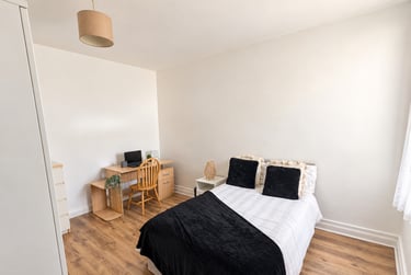 5 bed house, Fawcett Road, Southsea, Portsmouth, PO40LG - Image 4