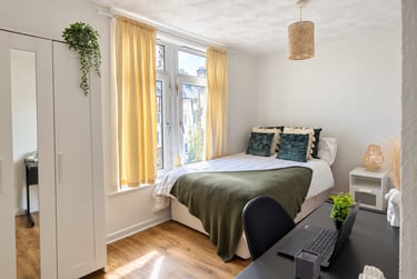 5 bed house, Fawcett Road, Southsea, Portsmouth, PO40LG - Image 1