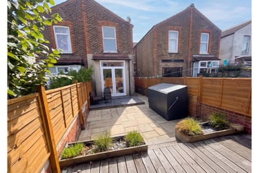 4 bed house, Devonshire Square, Southsea, Portsmouth, PO40JJ - Image 3