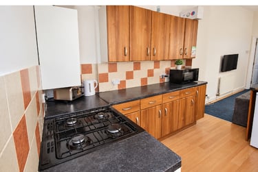 5 bed house, Saint Augustine Road, Southsea, Portsmouth, PO49AD - Image 3