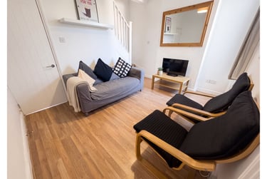 4 bed house, Leopold Street, Southsea, Portsmouth, PO40JZ - Image 1