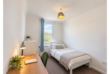 4 bed house, Henley Road, Southsea, Portsmouth, PO40HS - Image 3