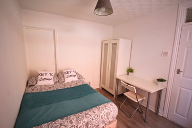 5 bed house, Exmouth Road, Southsea, Portsmouth, PO52QL - Image 7