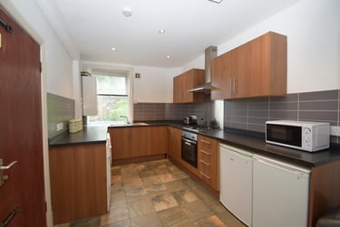 4 bed house, Whitby Road, Fallowfield, Manchester, M146QL - Image 2