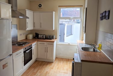 4 bed house, Moseley Road, Fallowfield, Manchester, M146PB - Image 2