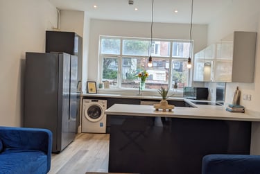 6 bed house, Belgrave Avenue, Longsight, Manchester, M145DL - Image 2