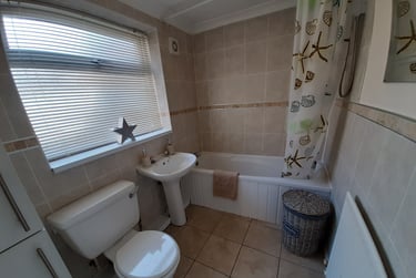 3 bed house, Camden street, Near university, Middlesbrough, TS12EG - Image 2