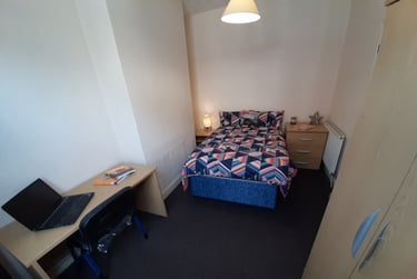 3 bed house, Camden street, Near university, Middlesbrough, TS12EG - Image 3