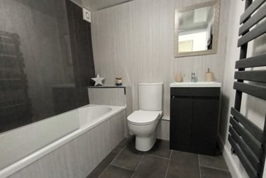 3 bed house, Haddon street, Near university, Middlesbrough, TS13JJ - Image 1