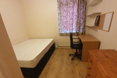 5 bed house, Moseley Road, Fallowfield, Manchester, M146PB - Image 1