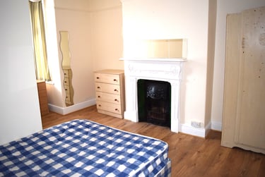 7 bed house, Linden Grove, Fallowfield, Manchester, M146YE - Image 13