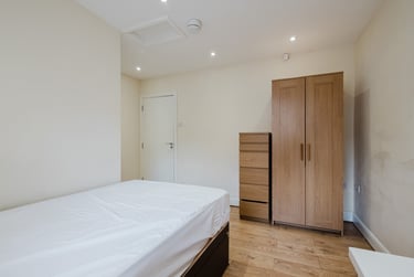 7 bed house, Redshaw Close, Fallowfield, Manchester, M146JB - Image 4
