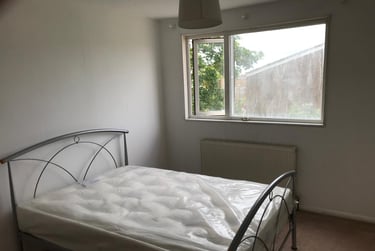 4 bed house, Little Breach, City Centre, Chichester, PO195TZ - Image 9
