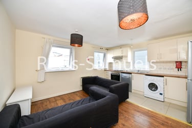5 bed house, Cyclops Mews, Isle of Dogs, London, E143UA - Image 3