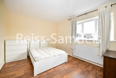 5 bed house, Cahir Street, Isle of Dogs, London, E143QR - Image 1