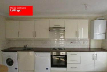 4 bed flat, Lorrimore Square, Kennington, London, SE173QU - Image 4