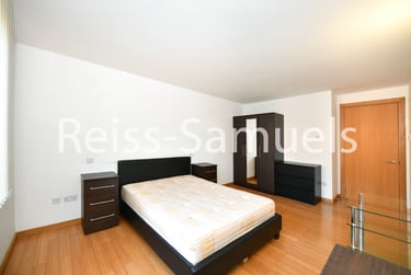 1 bed flat, Westferry Road, Isle of Dogs, London, E143RS - Image 1