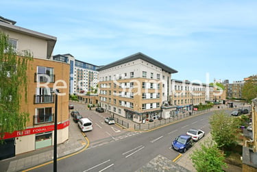 1 bed flat, Westferry Road, Isle of Dogs, London, E143RS - Image 7