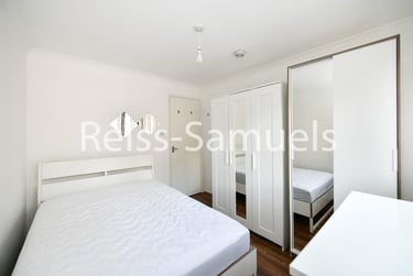 1 bed flat, Ambassador Square, Isle of Dogs, London, E149UX - Image 11