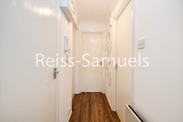 1 bed flat, Ambassador Square, Isle of Dogs, London, E149UX - Image 12