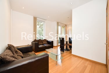 1 bed flat, Westferry Road, Isle of Dogs, London, E143RS - Image 3