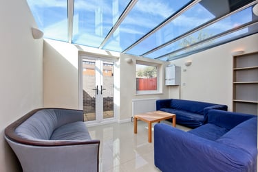 5 bed house, Ironmongers Place, Isle of Dogs, London, E149YD - Image 1