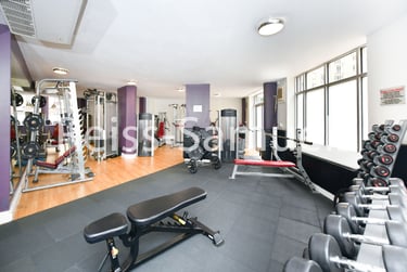 3 bed flat, Westferry Road, Canary Wharf, London, E148LU - Image 14