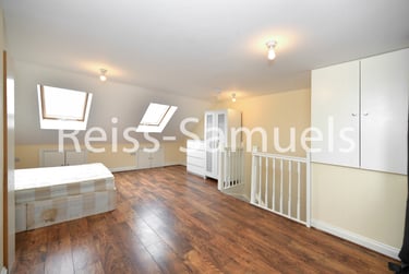5 bed house, Ambassador Square, Isle of Dogs, London, E149UX - Image 1