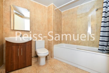 3 bed flat, Westferry Road, Canary Wharf, London, E148LS - Image 11