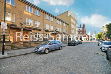 5 bed house, Ferry Street, Isle of Dogs, London, E143DT - Image 2