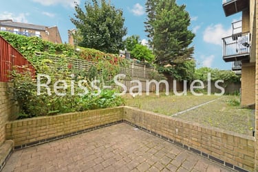 3 bed flat, Westferry Road, Isle of Dogs, London, E143RS - Image 4