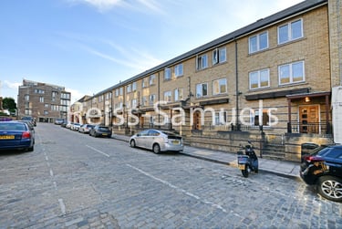 5 bed house, Ferry Street, Isle of Dogs, London, E143DT - Image 1