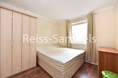 3 bed flat, Boardwalk Place, Poplar, London, E145SE - Image 11