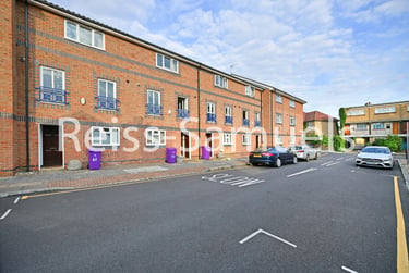5 bed house, Cahir Street, Isle of Dogs, London, E143QR - Image 1