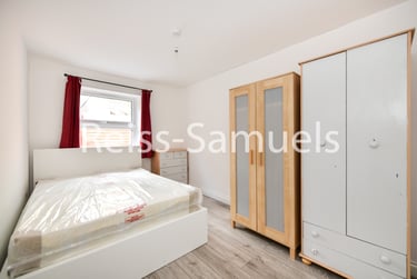 3 bed flat, Staines Road West, Feltham, London, TW167AB - Image 4