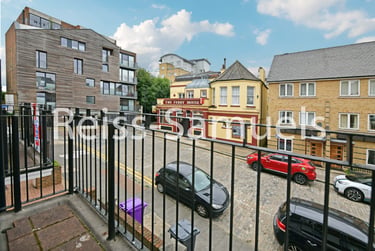 5 bed house, Ferry Street, Isle of Dogs, London, E143DT - Image 3