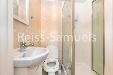 3 bed flat, Ambassador Square, Isle of Dogs, London, E149UX - Image 14