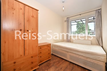 4 bed flat, Forsyth Gardens, Kennington, London, SE173NE - Image 9