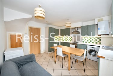 5 bed house, Ferry Street, Isle of Dogs, London, E143DT - Image 4