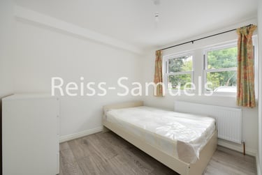 4 bed flat, High Street, Twickenham, London, TW27LA - Image 4