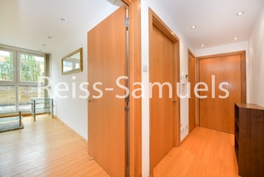 1 bed flat, Westferry Road, Isle of Dogs, London, E143RS - Image 11