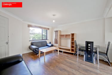 4 bed house, Manchester Road, Isle of Dogs, London, E143BE - Image 2