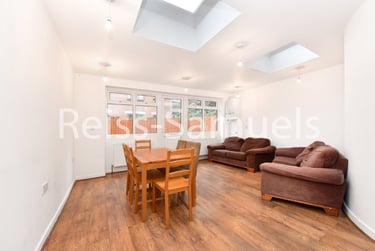 5 bed house, Ferry Street, Isle of Dogs, London, E143DT - Image 4