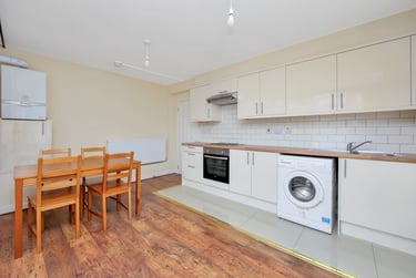 4 bed flat, Bath Terrace, Elephant & Castle, London, SE16QE - Image 3