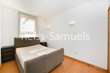 2 bed flat, Westferry Road, Isle of Dogs, London, E143RS - Image 11