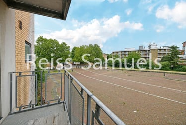 2 bed flat, Old Bellgate Place, Isle of Dogs, London, E143SX - Image 14