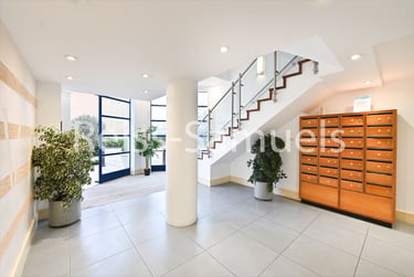 3 bed flat, Newton Place, Isle of Dogs, London, E143TT - Image 14