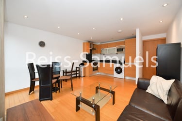 1 bed flat, Westferry Road, Isle of Dogs, London, E143RS - Image 5