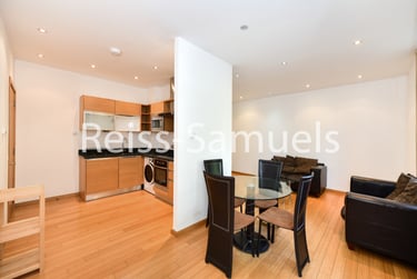 1 bed flat, Westferry Road, Isle of Dogs, London, E143RS - Image 4
